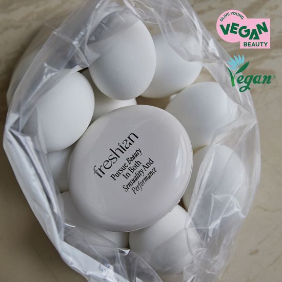 freshian - Egg-like Cushion 蛋殼光氣墊粉底