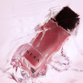 【現貨】HERA 裸感光澤唇蜜｜Sensual Nude Gloss #462 Speechless — Jennie同款・肉桂奶茶色・玻璃唇妝感・韓國專櫃人氣唇彩