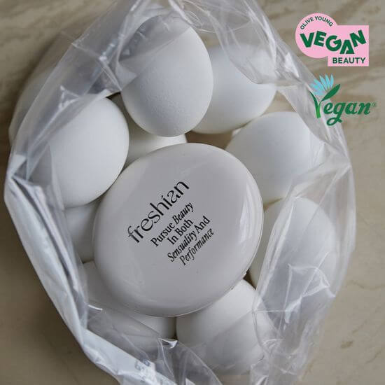 freshian - Egg-like Cushion 蛋殼光氣墊粉底