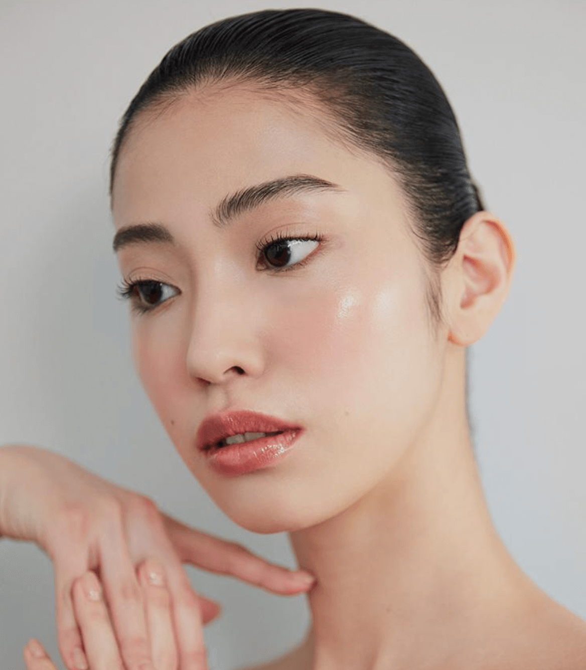 freshian - Egg-like Cushion 蛋殼光氣墊粉底